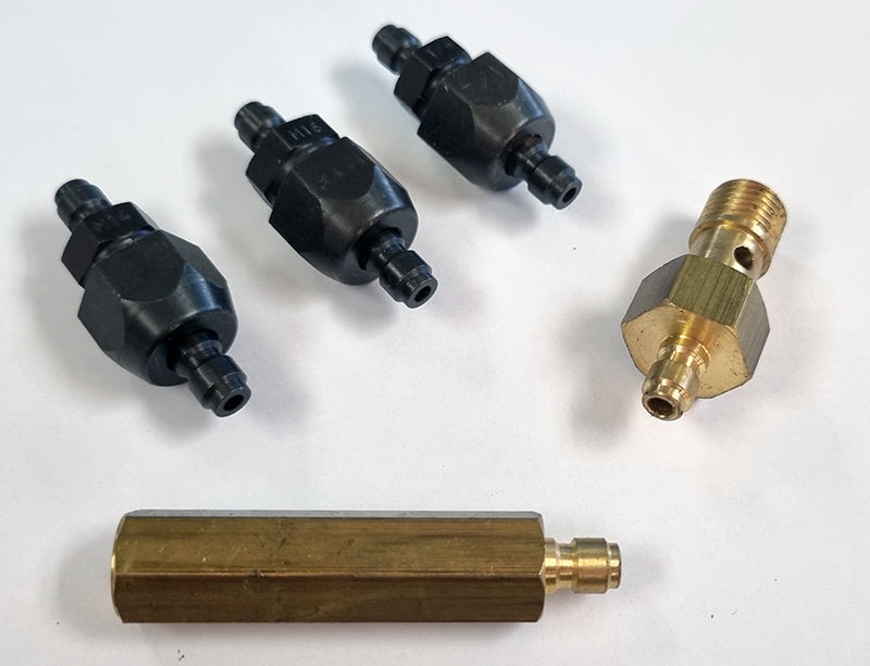Set Of Adaptors And Fittings For Petrol Fuel Injection Systems