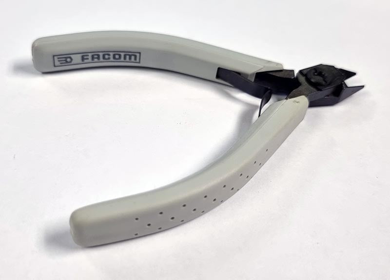 Facom Tools Micro-Techâ® "Machined" Cutters / Electronics Pliers