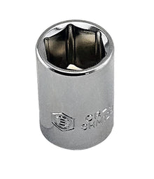 Picture of a Britool Hallmark 1/4" drive standard depth hexagon chrome socket.