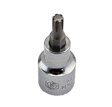3/8" drive hrome ribe head bit socket in size M5 from the Britool Hallmark range.