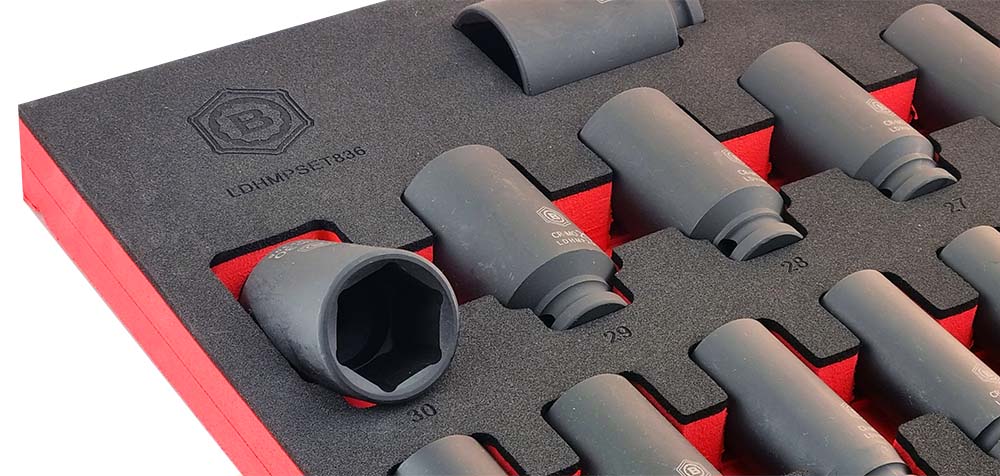 Britool Hallmark 1/2" drive deep impact socket set, close up image of hexagon profile socket in tool control foam.