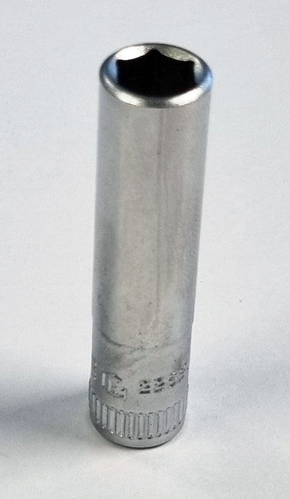 Genius Tools 1/4" 6 point hex chrome sockets with knurled base