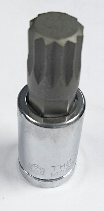 A silver-coloured chrome vanadium steel socket with a Spline 12 point star shape bit.