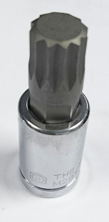 A silver-coloured chrome vanadium steel socket with a Spline 12 point star shape bit.